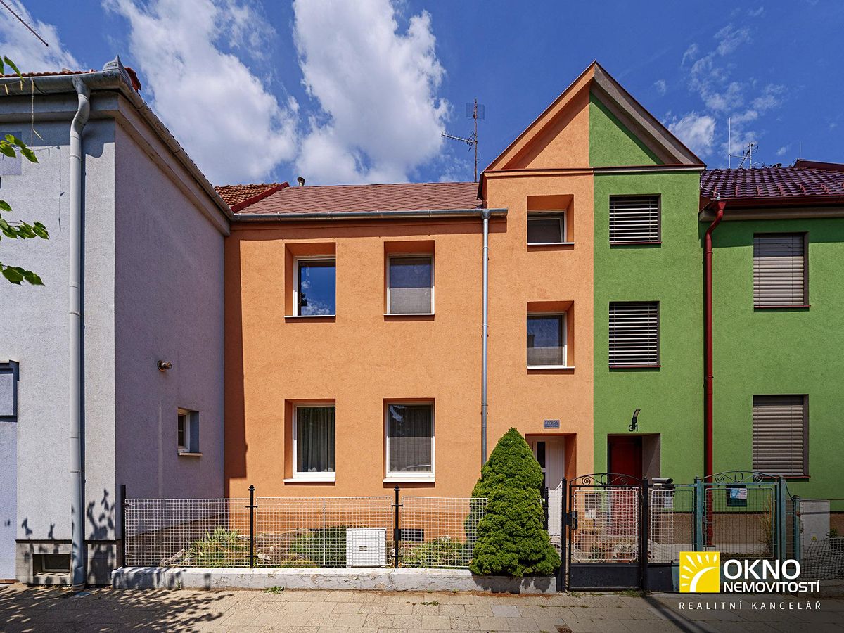 Prodej rodinného domu 100 m², pozemek 208 m²
